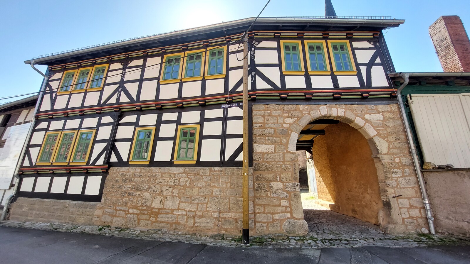 Güldenes Stift 22, Falken, nach der Sanierung, ProjektStadt